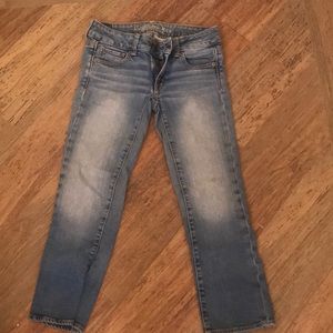 American Eagle Cropped Jeans